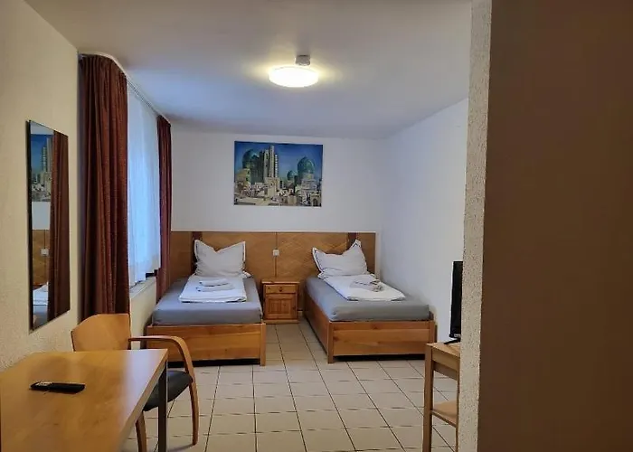 M Jacobs Gmbh Hotell